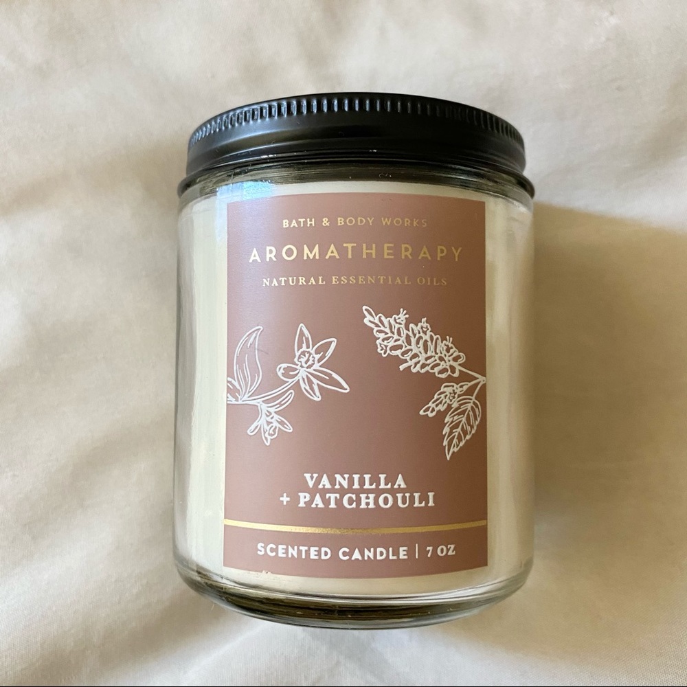 Bath & Body Works Vanilla + Patchouli Candle